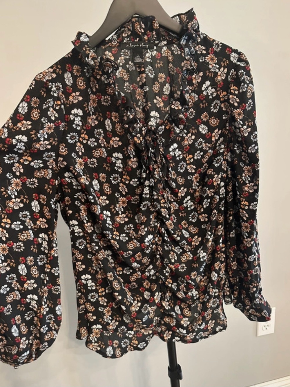 Love Tree Black Floral Ruffle Tie-Neck Blouse